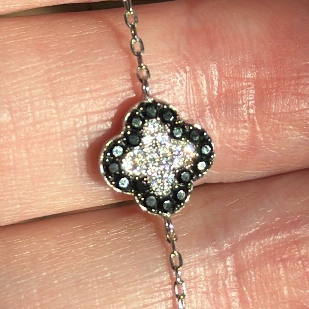 DELICATE CLOVER BRACELET BLACK AND WHITE CZ’a PAVE DESIGN STERLING 92.5 SILVER!